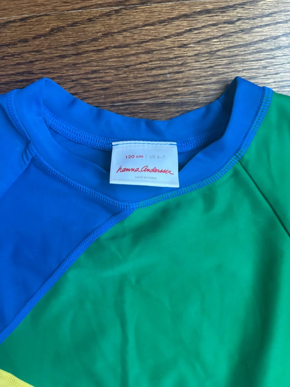 Hanna Andersson girls, long sleeve rash guard - Picture 2 of 3